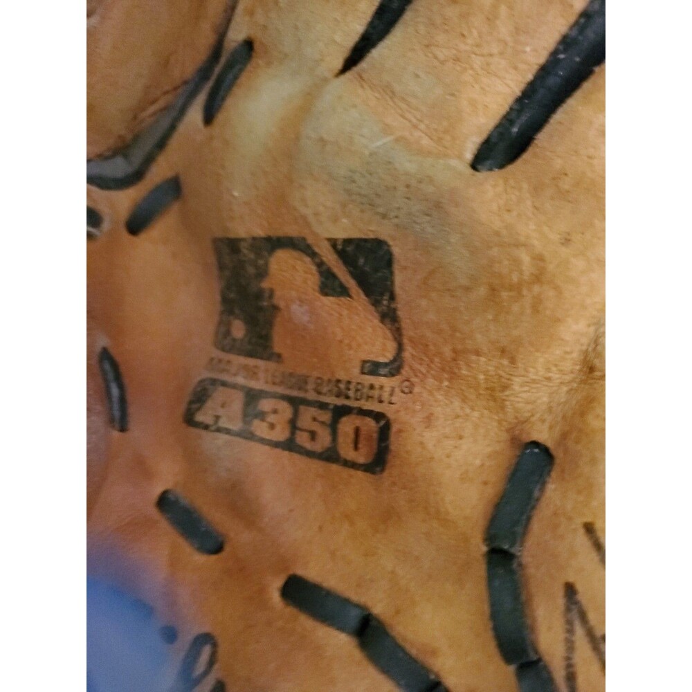 Wilson A350 A0350 ML125 MLB Genuine Leather 12 1/2" Baseball Glove RHT - Picture 3 of 10